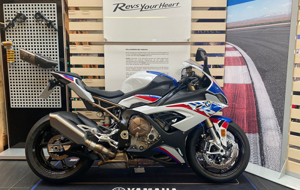 Fahrschule Team Neumann in 29633 Munster - BMW S1000 RR